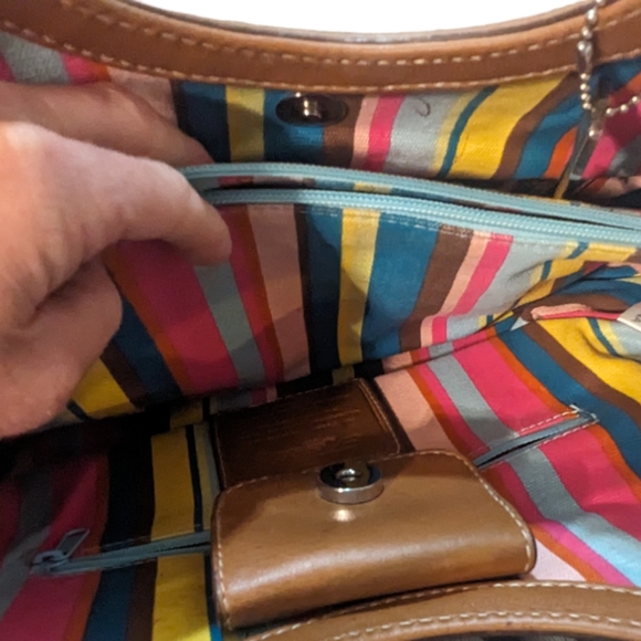 Fossil Baby Blue Woven Handbag with leather straps - Picture 6 of 7